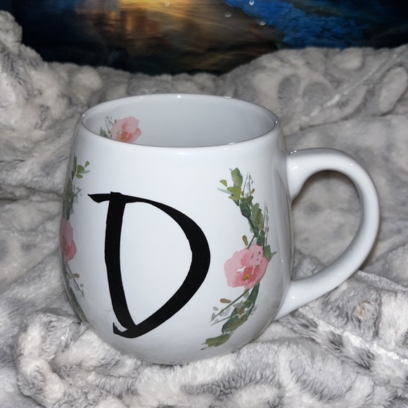 Prima design monogram D mug - Picture 1 of 8